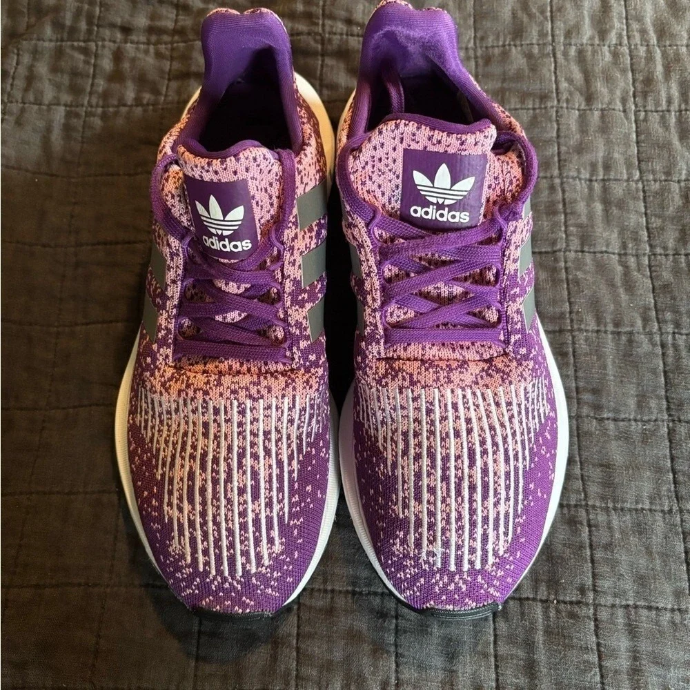 Adidas Swift Run Womens Purple Pink Knit Running‎ Shoes PRB 698001 Size 11